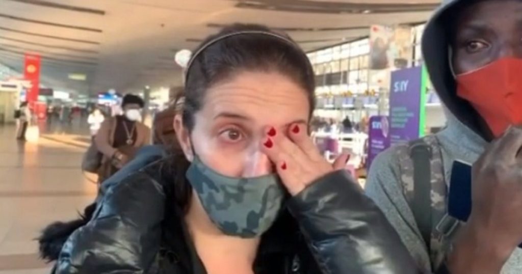 Luz Valdivieso no contuvo las lágrimas tras vuelo humanitario: “Fue todo muy difícil”
