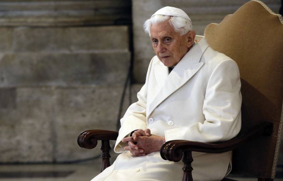 Revelan complicado estado de salud de Benedicto XVI