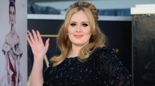 El drástico cambio de Adele: Posó con el pelo rizado y ropa Beyonce