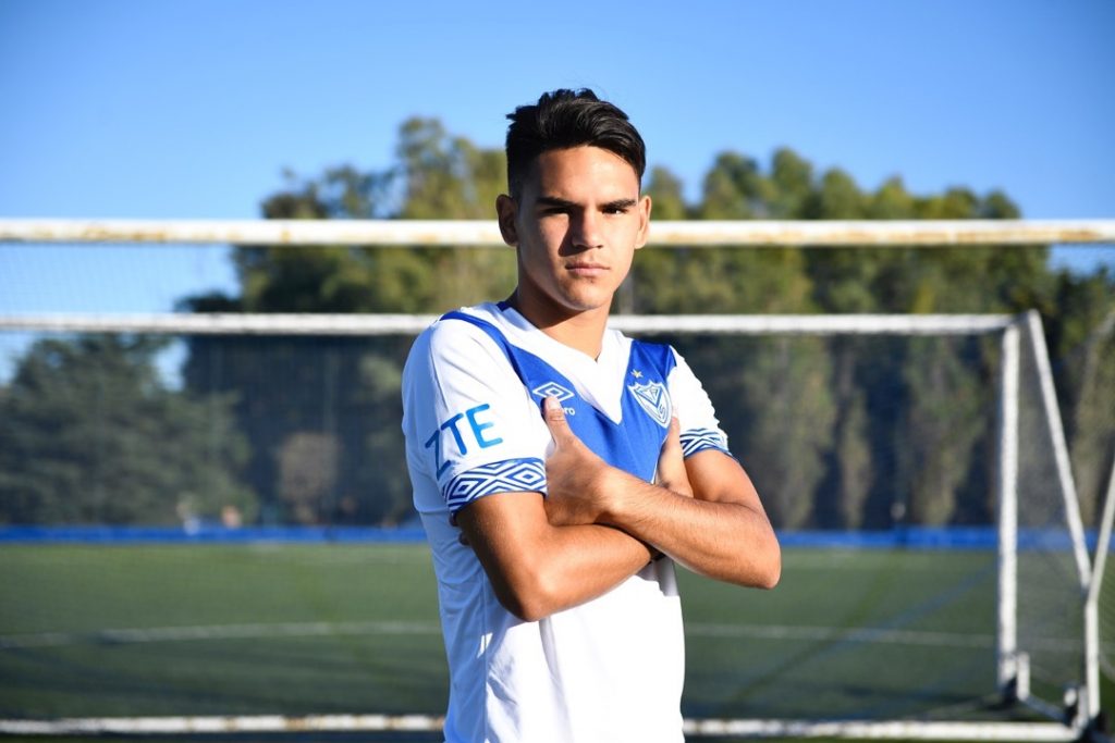 Franco Vega, la “joyita” de Vélez que está en la mira de la Roja