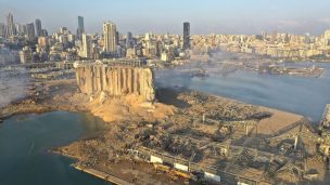 Explosión en puerto de Beirut generó un cráter de 43 metros de profundidad
