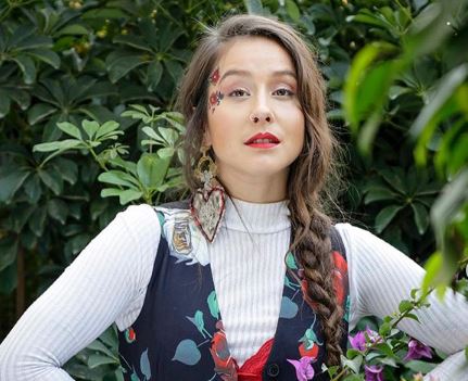 “Eres lo máximo”: Denise Rosenthal cautivó a sus seguidores con audaz escote en Instagram