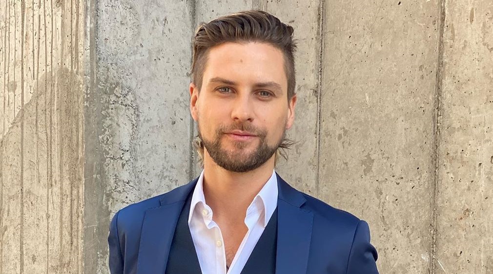 “¿En qué año estás?”: Jean Philippe Cretton fue comparado con protagonista de serie de Netflix