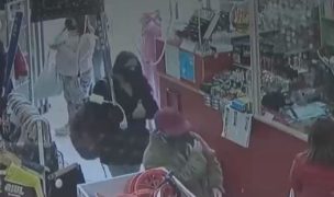 Revelan video de Hugo Bustamante y Denisse Llanos comprando ropa mientras PDI buscaba a Ámbar