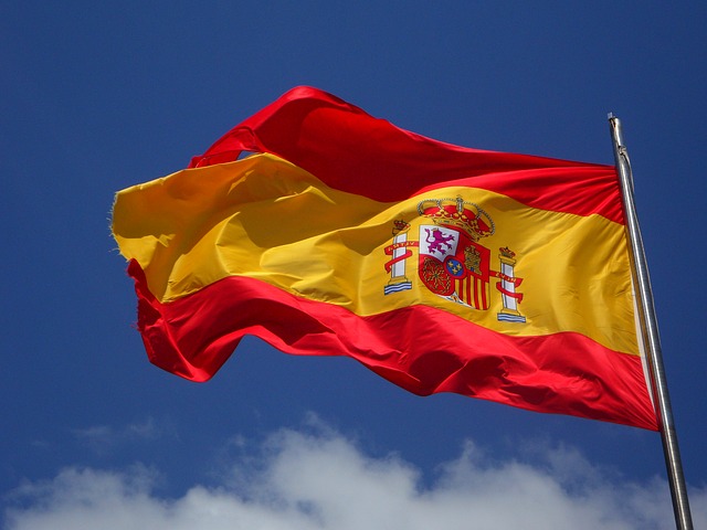 España cierra discotecas y bares ante el aumento de casos de Covid-19