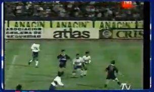 Nuevo video muestra que Salas estaba adelantado en gol a la UC en 1994