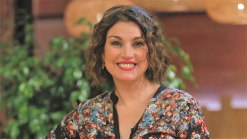 ¿Lo notas? Javiera Contador se realizó “radical” modificación estética: se tatuó las cejas