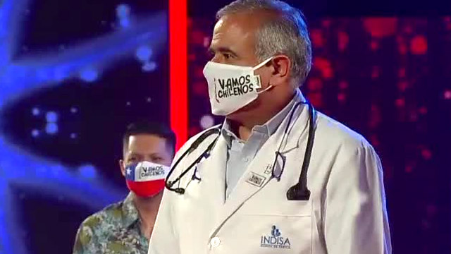 Doctor Ugarte se emocionó con inesperado mensaje de su mamá en “Vamos Chilenos”