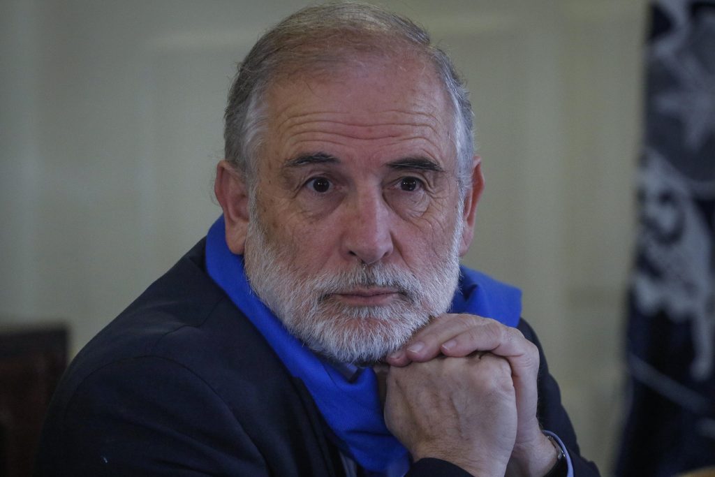 Senador Montes (PS) criticó postura del PC por situación humanitaria en Venezuela: “Ha tenido una presentación poco consistente frente a este tema”