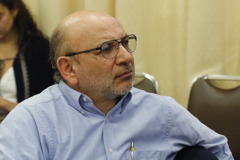 Diputado Castro por reacción de Rozas a sumario: “No caben defensas corporativas”