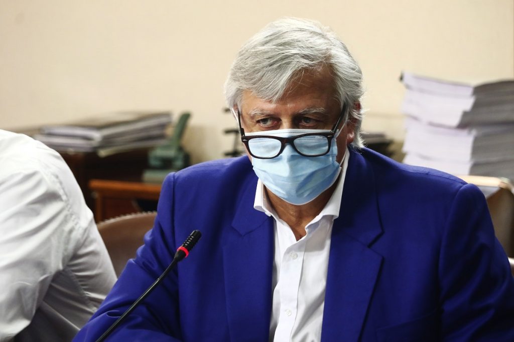 Diputado Saavedra acusa al Gobierno de “atentar” contra las democracias regionales