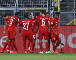 Bayern Múnich humilla al Schalke antes de jugar la Supercopa de Europa