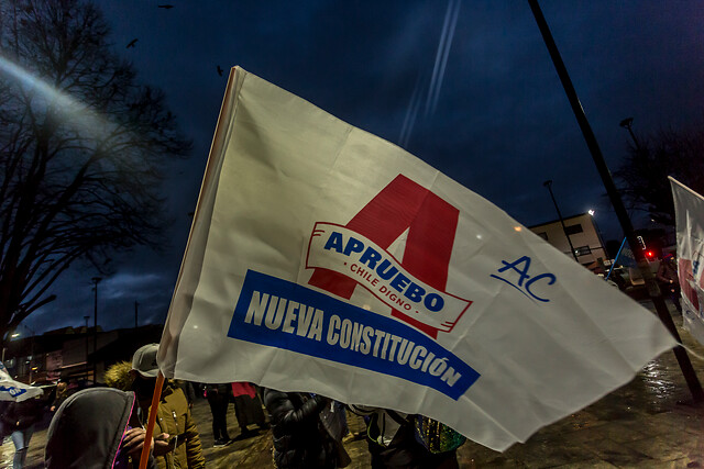 Comandos del “Apruebo” piden al CNTV distribuir el tiempo d Evópoli