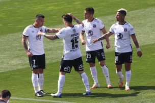 Con goles de Gabriel Suazo y Esteban Paredes, Colo Colo se impuso a Peñarol y respira en Copa Libertadores