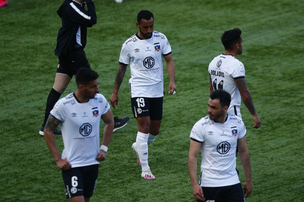 Colo Colo fue goleado por Peñarol y se hunde en la Copa Libertadores