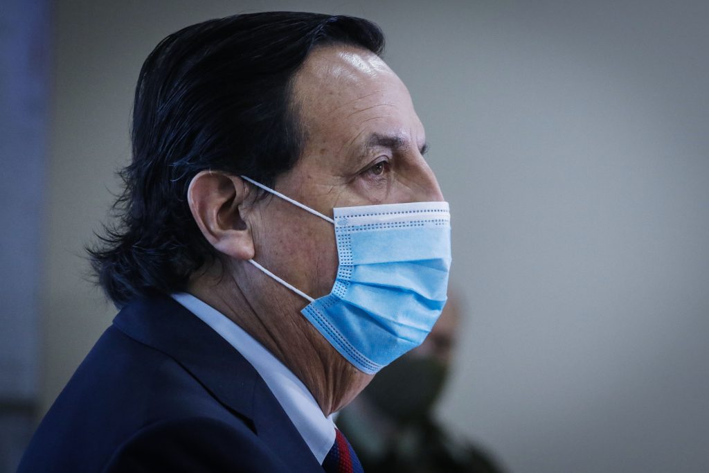 Ministro Pérez consideró “actitud de soberbia” exigir disculpas al Gobierno por sumario en Hospital de Melipilla