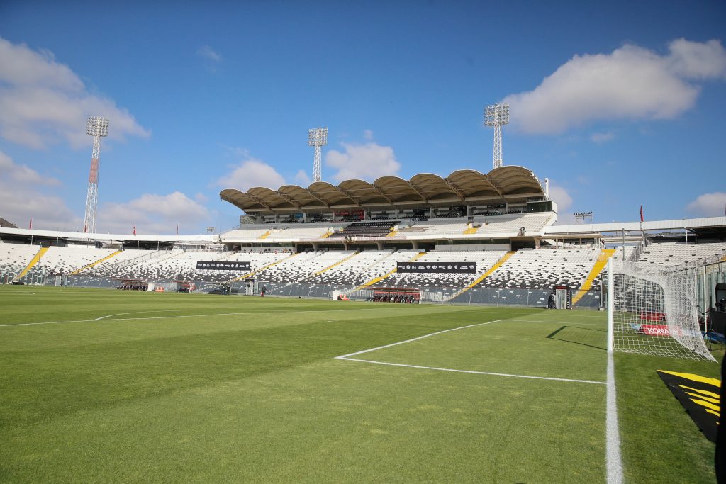 Suspensión del partido Colo Colo-Antofagasta sumó otro capítulo tras desmentido del Seremi de Salud