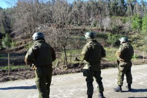 Desconocidos quemaron dos vehículos de Carabineros en la región del Biobío