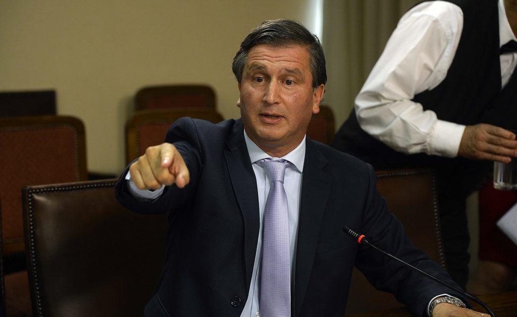 Diputado Sabag pide al Gobierno congelar despidos en sector público hasta fines del 2021