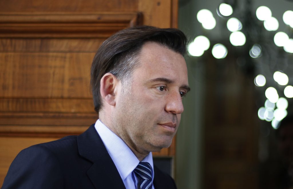 Alcalde de Punta Arenas critica plan “Fondéate en tu casa” y pide hacer excepción para esta comuna