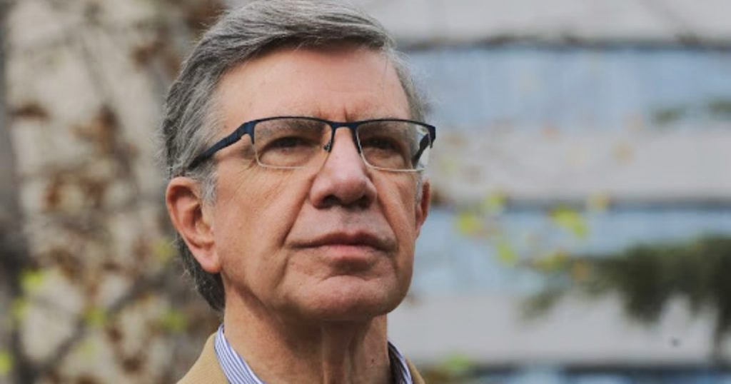 La postura de Joaquín Lavín ante marcha del “Rechazo”: “Si hay más de 50 personas tienen que haber multas”