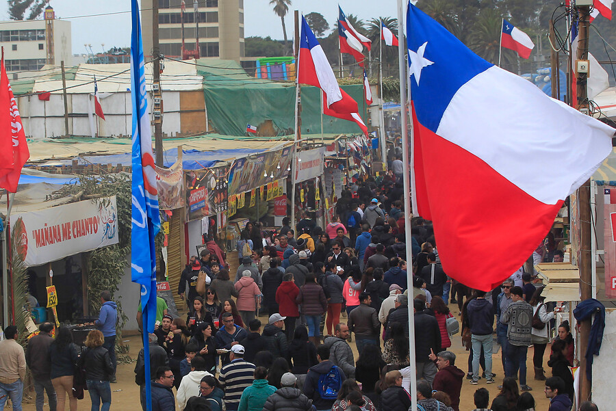¿Cómo cuando y dónde pagan el aguinaldo de Fiestas Patrias?