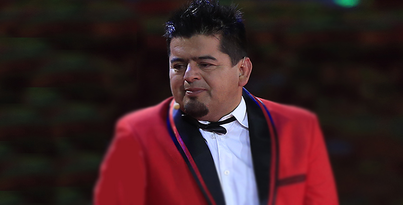 “Siempre he pedido perdón cuando yo me he equivocado”: Mauricio Medina no pudo aguantar el llanto durante programa “Sigamos de Largo”