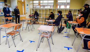 Colegio de Temuco retoma clases presenciales con alumnos y alumnas de 3° y 4° medio