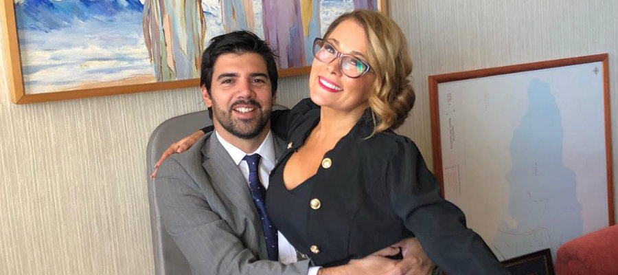 “Si quieres bailar, ¡baila!”: Cathy Barriga sorprende con sensual saludo dieciochero junto a Joaquín Lavín Jr. 