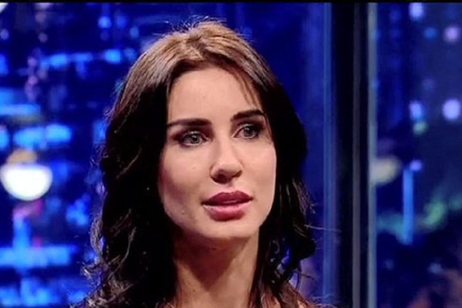 “Ahí estaba cómoda en mi piel”: Francisca Undurraga comparte artístico desnudo en Instagram