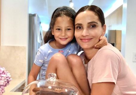 “Luna estaba feliz de descubrir las empanadas”: Leonor Varela envió especial saludo dieciochero junto a su hija