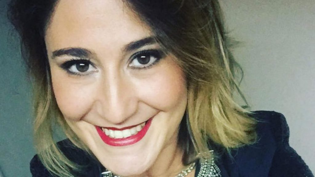 “Disimula bien su depresión”: Belén Mora respondió a violento ataque en redes sociales