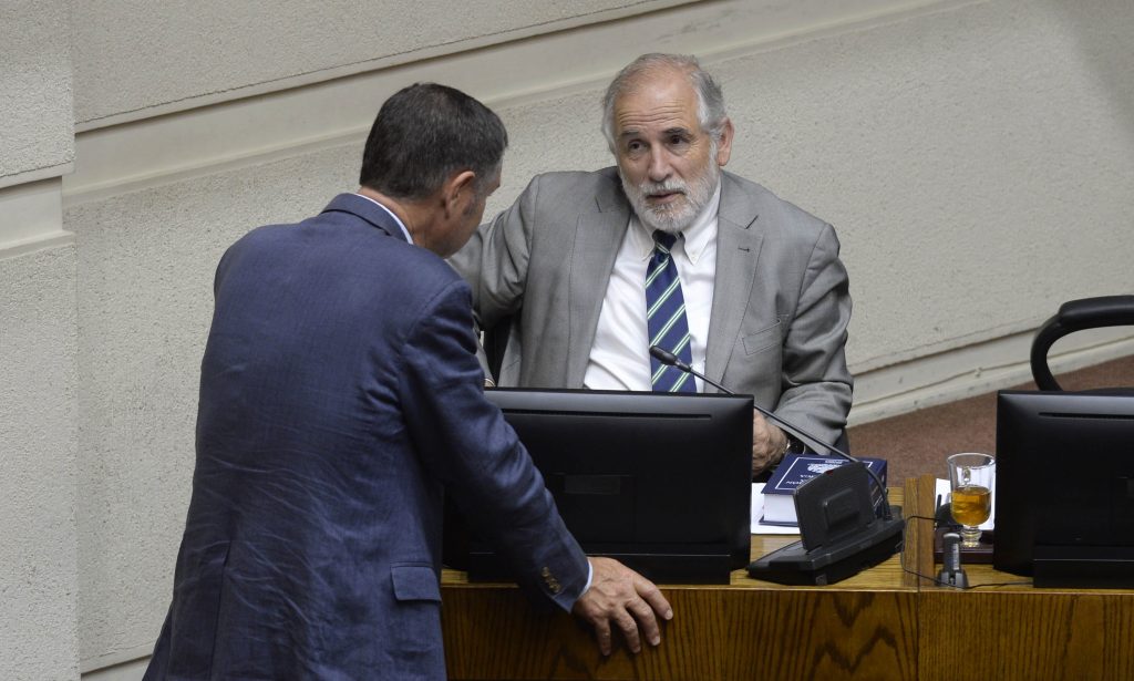 Senador Carlos Montes (PS) y conmemoración del ’18-O’: “Los hechos de violencia son absolutamente repudiables”