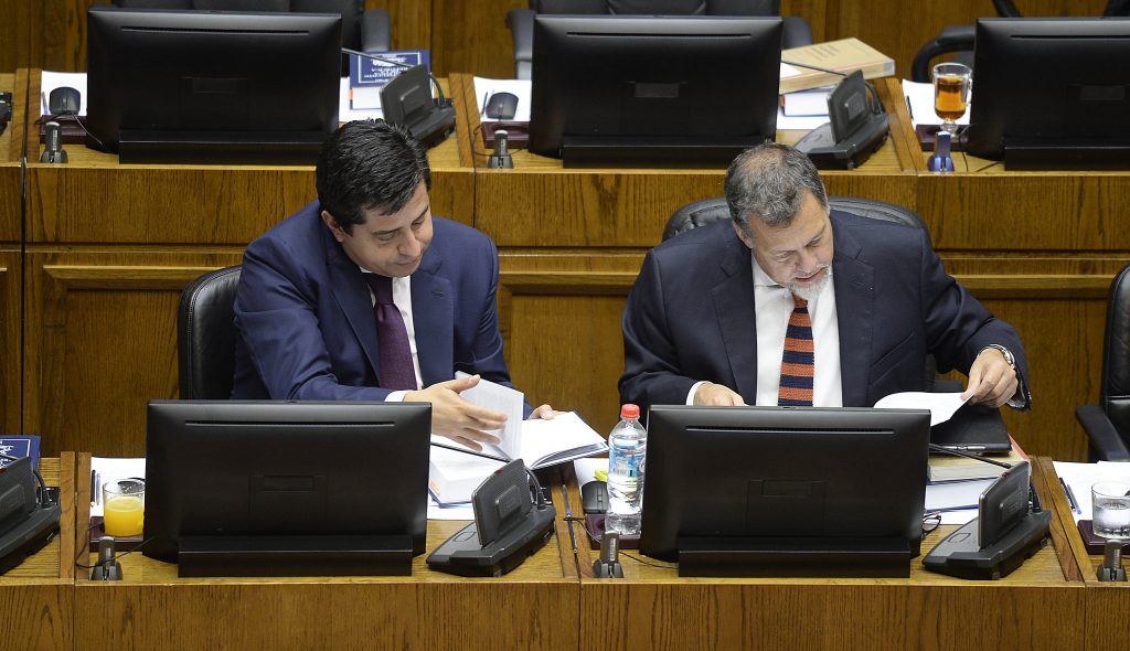 Senador Pedro Araya (Ind) y escaños reservados para pueblos originarios: “No queremos usar la discusión para que sea una pelea entre izquierda y derecha”