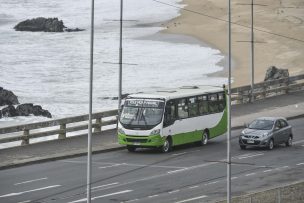 Valparaíso: Hombre murió tras salir eyectado de un microbús y conductor se dio a la fuga