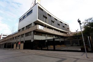 U. de Chile e Instituto Nacional inician trabajo que busca fortalecer la educación pública del liceo más antiguo del país