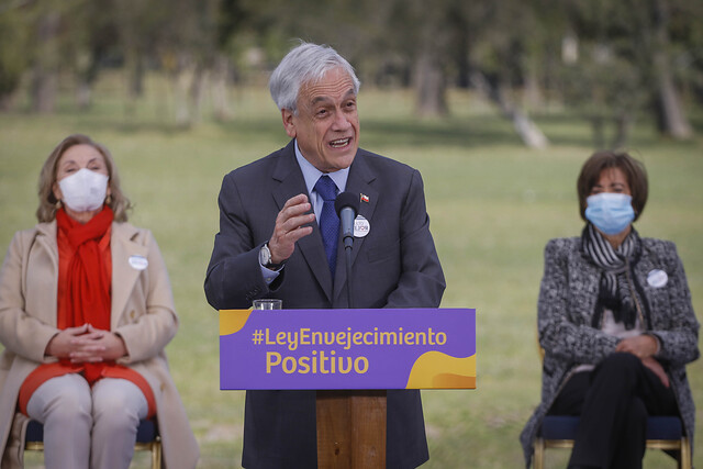 Presidente Piñera presenta proyecto de ley de Envejecimiento Positivo