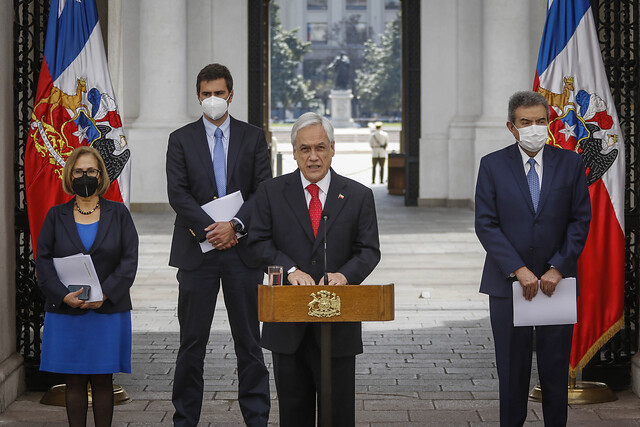 Presidente Piñera condena “eventos del puente Pío Nono” y entrega “profundo respaldo” a Carabineros