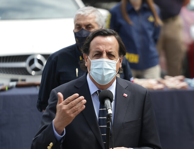Ministro Pérez: Carabinero infiltrado en Lo Hermida no cometió delitos, pero reconoce que ser descubierto es una “falencia”
