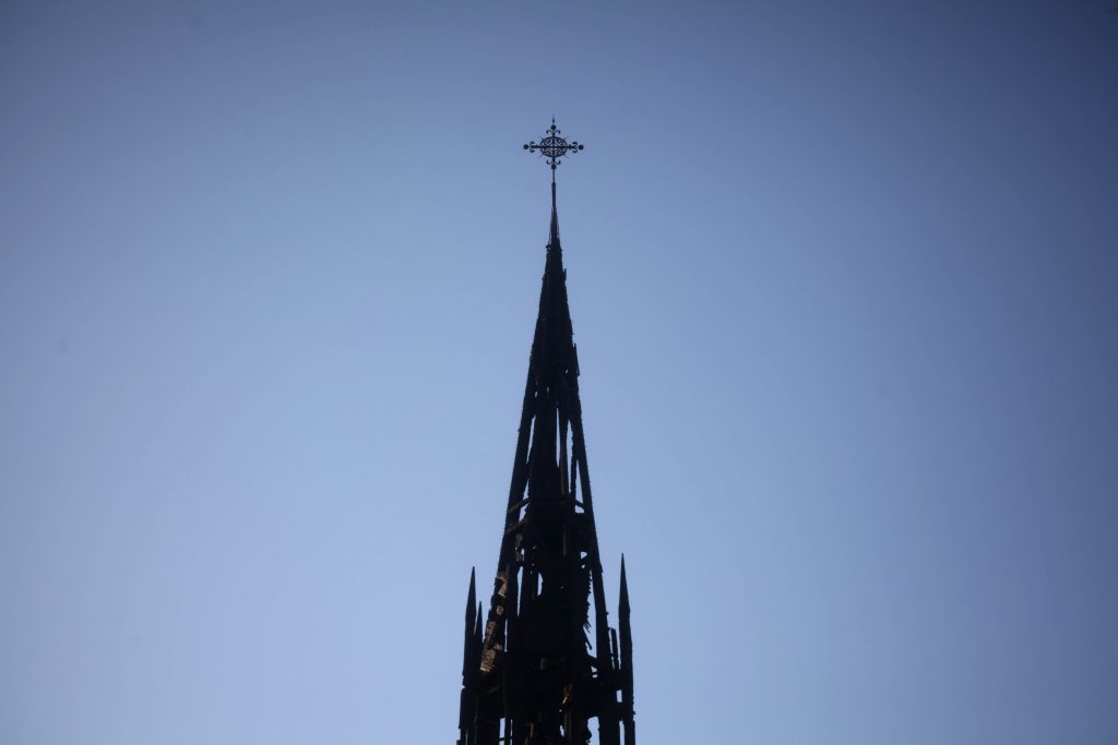 “Atenta contra la dignidad de las personas”: Iglesia rechaza proyecto de eutanasia presentando en el Congreso