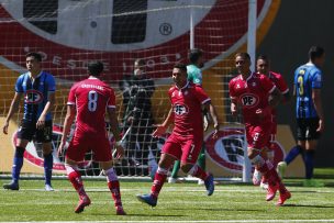 Unión La Calera goleó a Huachipato y es puntero exclusivo del Campeonato Nacional