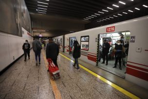 Metro informa cierre de estaciones por masivo corte de electricidad en Región Metropolitana