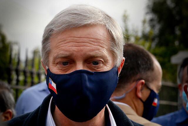 “¿Eso también lo van a denunciar?”: J. A. Kast responde a denuncia en su contra con foto de Daniel Jadue