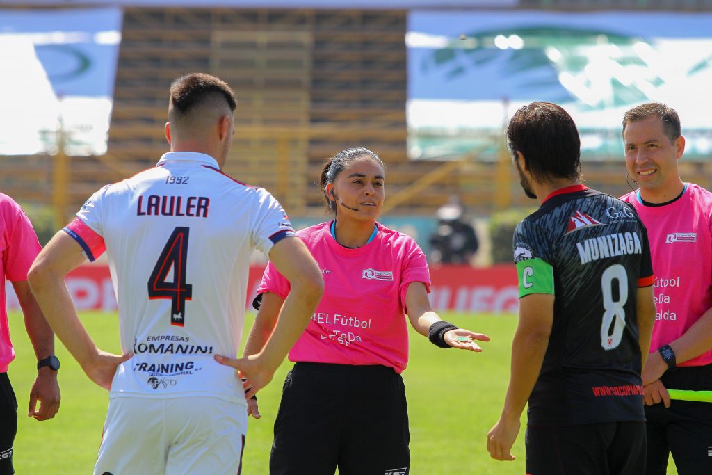 Deportes Copiapó derrotó a Melipilla en histórico partido de la Primera B