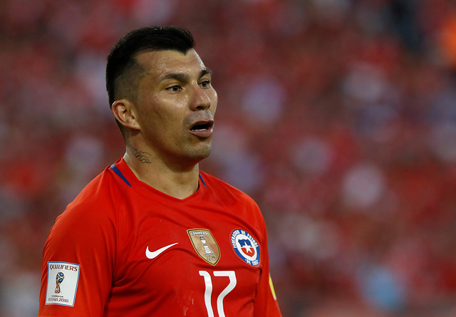 “Más triste que la chucha”: Gary Medel publica su rostro de dolor tras lesión, y que lo dejaría afuera del partido de Chile