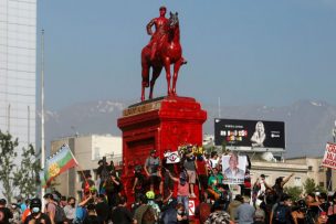 Ejército lamenta vandalización a la Estatua del general Baquedano: 