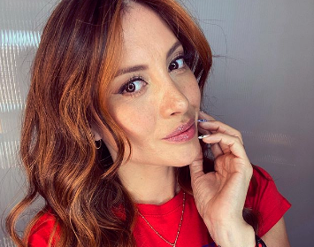 “No abuses del botox”: Karen Bejarano recibió ácido comentario y respondió con extenso mensaje