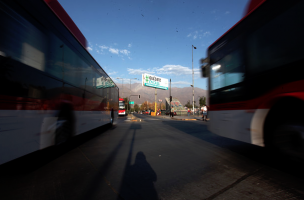 Informan refuerzos con buses por interrupción en servicio del Metro