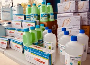 Región del Maule: Familias vulnerables reciben kit sanitario para enfrentar pandemia