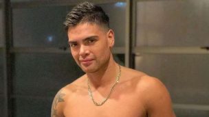 Nelson Mauri sacó risas en Instagram con desnudo playero